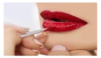 Toxic Ingredients to Avoid in Lipsticks 